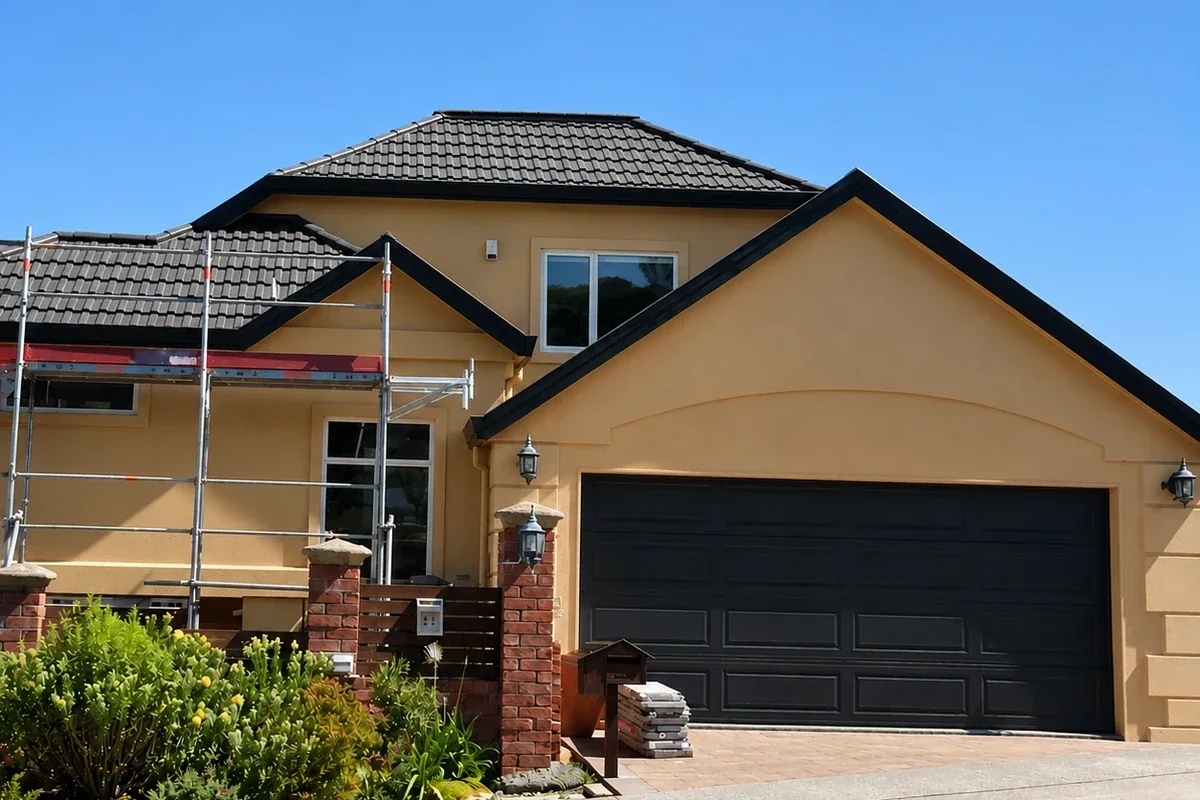 Painting character homes: villas and bungalows in Wellington